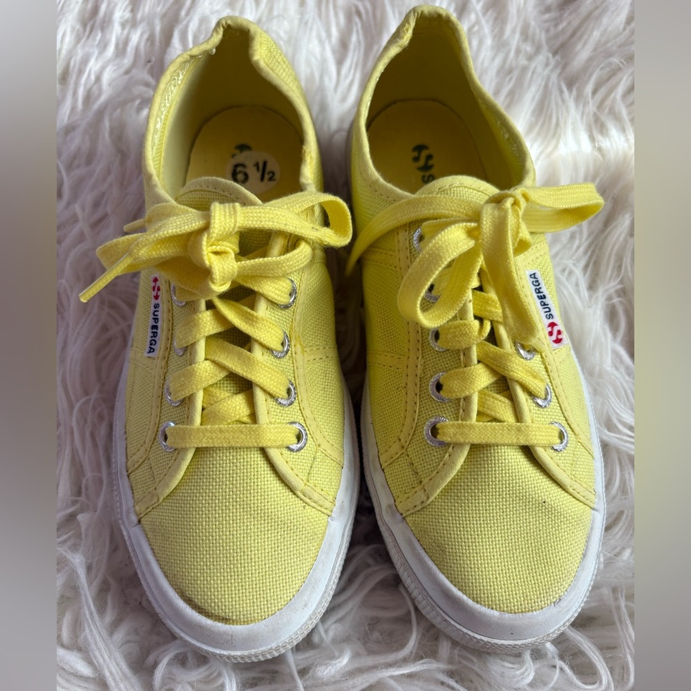 Superga 2750 Cotu Classic Yellow Canvas Sneakers Women’s 6.5 Casual